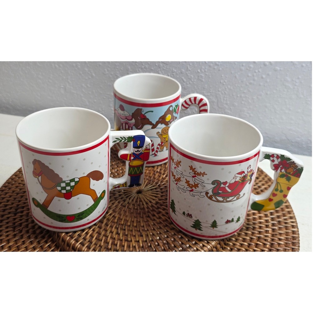 Vintage Christmas Mug Set of 3 Nutcracker Santa Gingerbread‎ Sculpted Handles